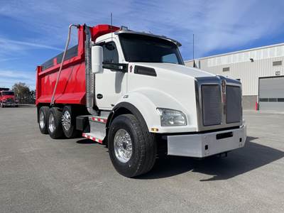 Kenworth T880 Tri Axle Dump Truck - Paccar 455HP, 6 Speed Allison Rds Automatic, 17' Dump