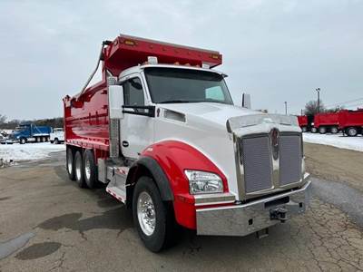 Kenworth T880 Tri Axle Dump Truck - Paccar 485HP, 8Ll Manual, 17.5' Dump