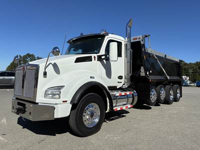 Kenworth T880 Quad Axle Dump Truck - Cummins 450HP, 6 Speed Allison Rds Automatic, 19' Dump