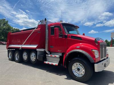 Kenworth T880S Quad Axle Dump Truck - Paccar 455HP, 6 Speed Allison Rds Automatic, 17' Dump