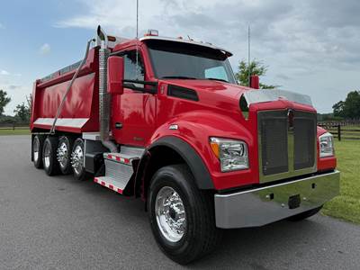 Kenworth T880S Quad Axle Dump Truck - Paccar 455HP, 6 Speed Allison Rds Automatic, 17' Dump