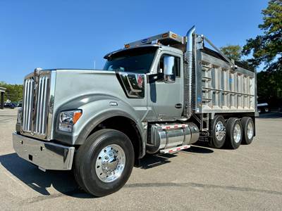 Kenworth W990 Dump Truck - Cummins, 8Ll Manual, 17' Dump