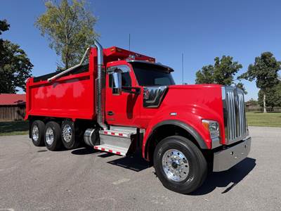 Kenworth W990 Tri Axle Dump Truck - Paccar 510HP, 6 Speed Allison Rds Automatic, 17' Dump