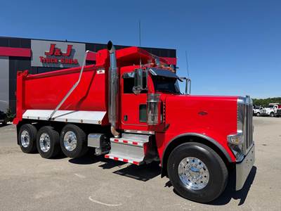 Peterbilt 389 Tri Axle Dump Truck - Cummins 500HP, 18 Speed Ultrashift Automatic