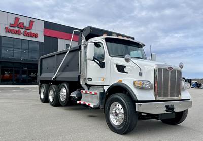 Peterbilt 567 Tri Axle Dump Truck - Paccar 430HP, Automatic
