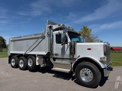 Peterbilt 589 Tri Axle Dump Truck - Paccar 510HP, 18 Speed Manual, 17.5' Dump