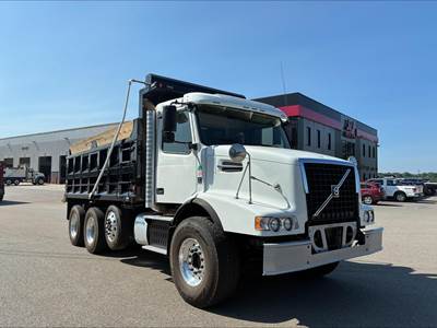 Volvo VHD84B200 Tri Axle Dump Truck - D11 405HP, 6 Speed Allison Rds Automatic, 16' Dump