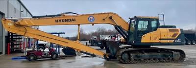 Hyundai HX220 LR Excavator