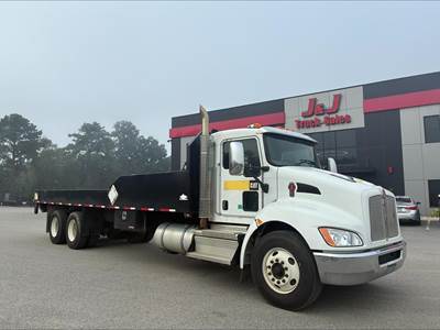 Kenworth T370 Tandem Axle Flatbed Truck - 350HP, 6 Speed Allison Rds Automatic, Liftgate