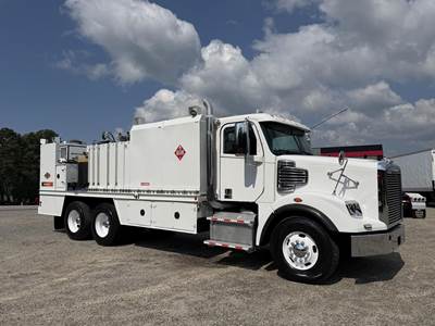 Freightliner Coronado 122 SD Tandem Axle Fuel & Lube Truck - Detroit, 475HP, 8Ll Manual