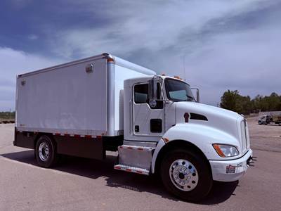 Kenworth T370 Single Axle Fuel & Lube Truck - Paccar, 260HP, Automatic