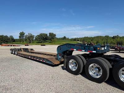 Fontaine MAGNITUDE 55H-FLD Lowboy Trailer