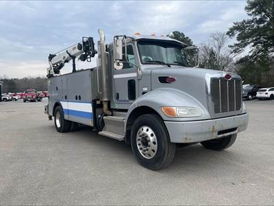 Peterbilt 337 Mechanic / Service Truck - Paccar, 350HP, 6 Speed Allison Rds Automatic