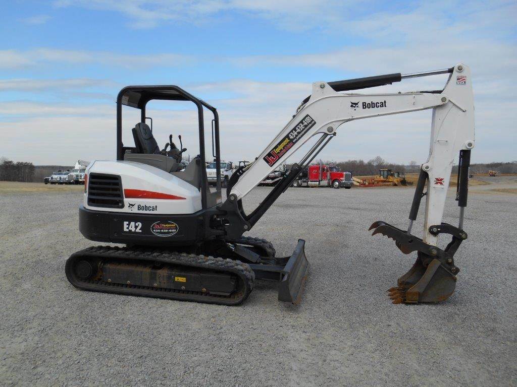 2013 Bobcat E42 Mini Excavator For Sale, 1,800 Hours Chatham, VA