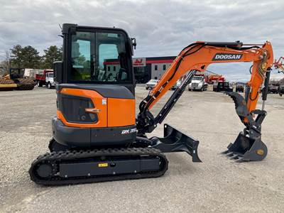 DEVELON DX35Z-7 Mini Excavator