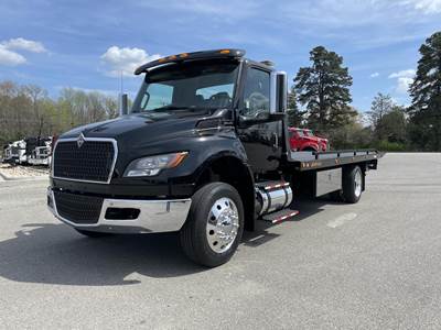 International MV Rollback Tow Truck - Cummins, 260HP, 5+4 Speed Automatic