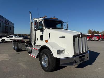 Kenworth T800 Tandem Axle Rollback Tow Truck - Paccar, 455HP, 8Ll Manual