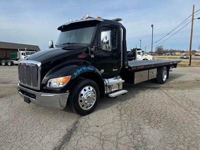 Peterbilt 536 Single Axle Rollback Tow Truck - Paccar, 300HP, 8 Speed Automatic
