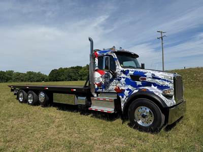 Peterbilt 567 Tri Axle Rollback Tow Truck - Cummins, 525HP, 13 Speed Manual