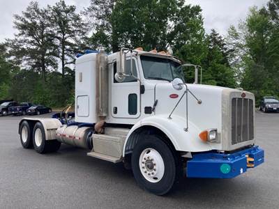Peterbilt 365 Sleeper Semi Truck - 36" Flat Top Sleeper, Cummins 425HP, 8Ll Manual