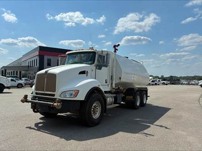 Kenworth T440 5000 Gallon Water Truck - Cummins, 8Ll Manual