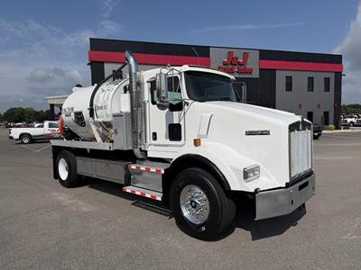 Kenworth T800 Water Truck - Cummins 345HP, 6 Speed Allison Rds Automatic