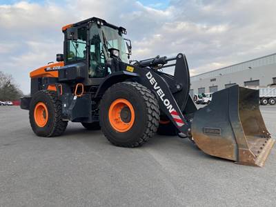 DEVELON DL220-7 Wheel Loader