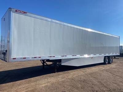 Great Dane 53 ft Dry Van Trailer - Air Ride, Sliding Axle