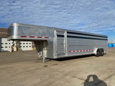 Featherlite Livestock Trailer