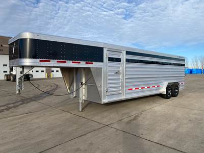 Featherlite Livestock Trailer