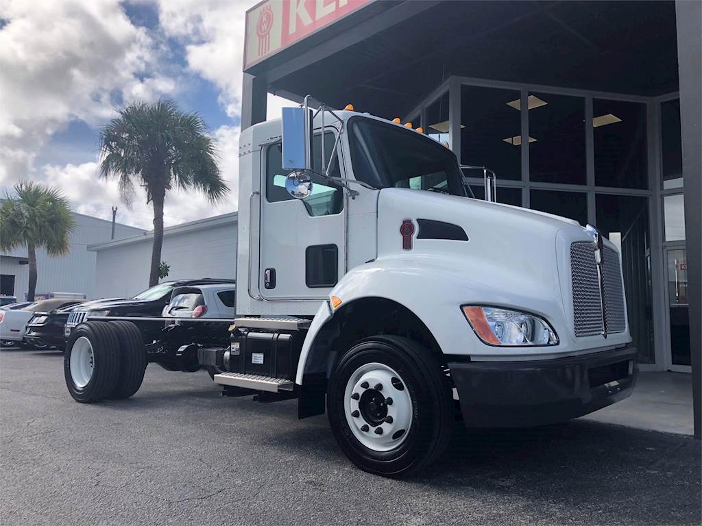 2020 Kenworth T170 Single Axle Cab & Chassis Truck, Cummins PX7, 260HP