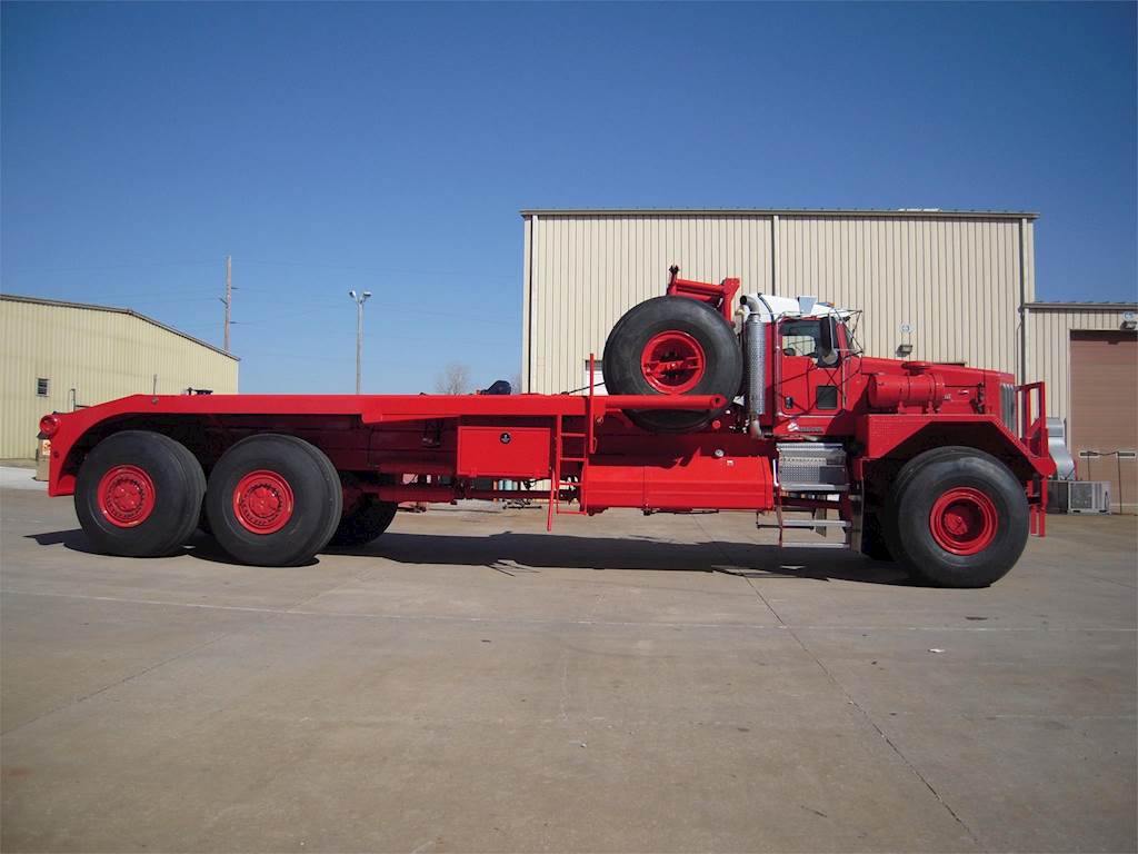 2022 Kenworth 963 Tandem Axle Oil Field Truck Cummins, 600HP, 6 Speed