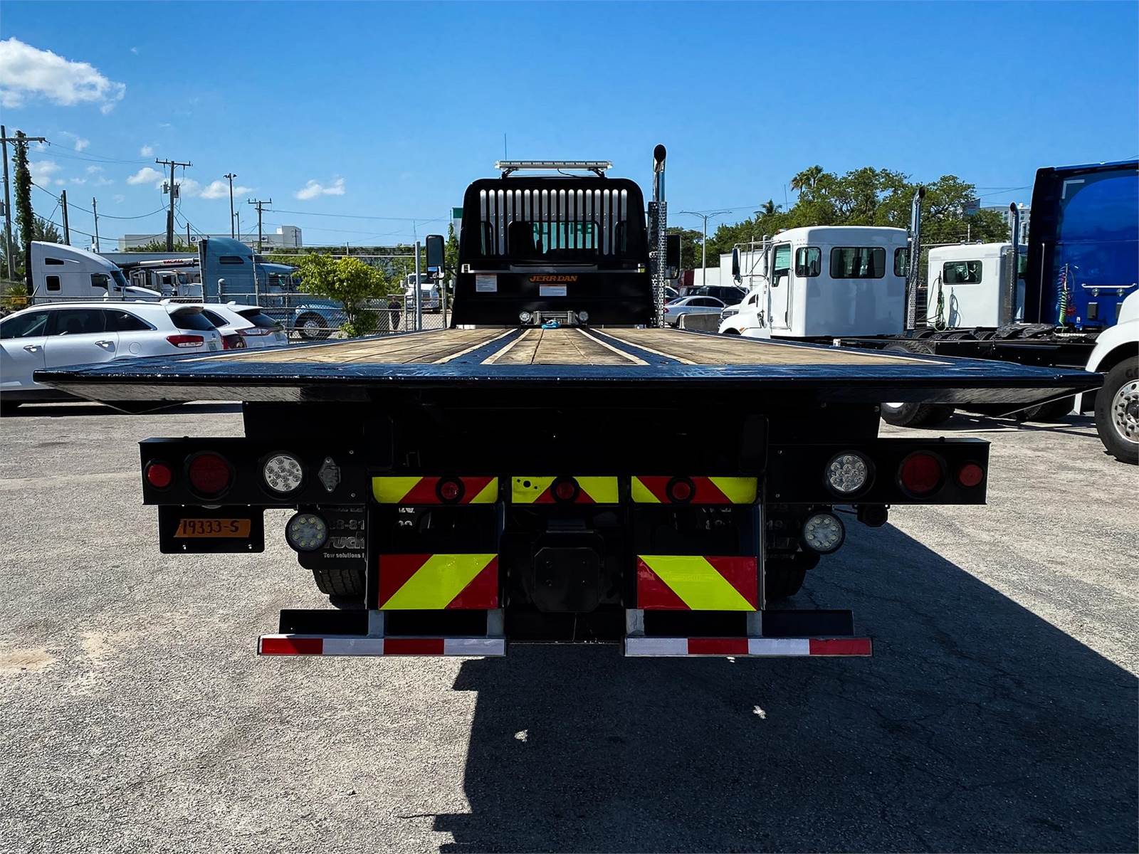2024 Kenworth T880 Tandem Axle Rollback Tow Truck Cummins, 450HP, 6
