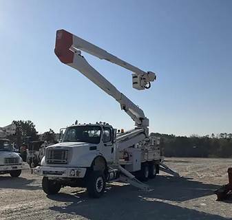 Freightliner M2 Boom / Bucket Truck
