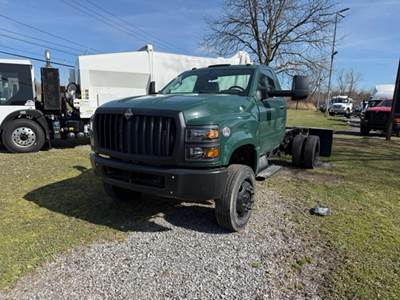 International CV Cab & Chassis Truck - 350HP