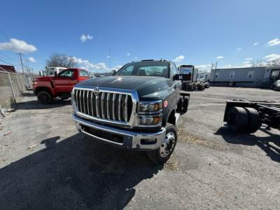 International CV Cab & Chassis Truck - 350HP