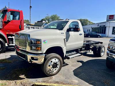 International CV Cab & Chassis Truck - 350HP
