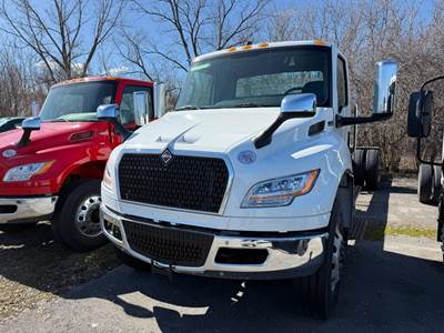 International MV Cab & Chassis Truck - Cummins, 300HP