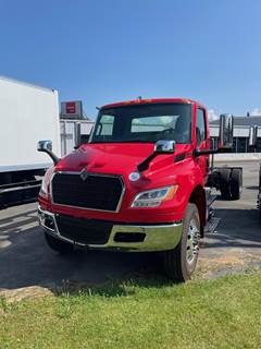 International MV Cab & Chassis Truck - Cummins, 300HP