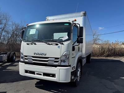 Isuzu FTR Cab & Chassis Truck - Cummins