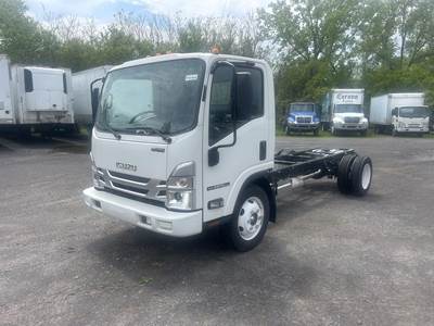 Isuzu NPR Cab & Chassis Truck - Gm