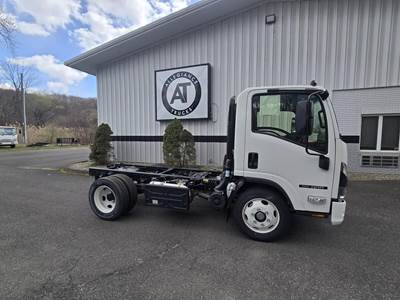Isuzu NRR Cab & Chassis Truck