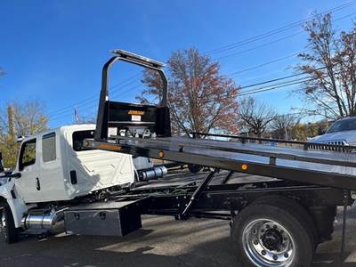 International MV Car Carrier Truck - Automatic