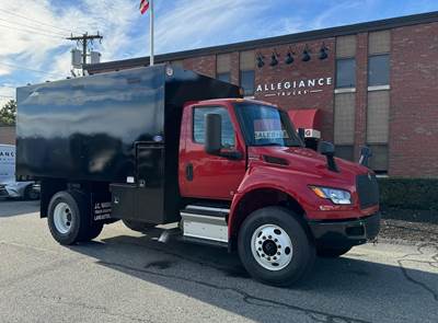 International MV Chipper Truck - Automatic