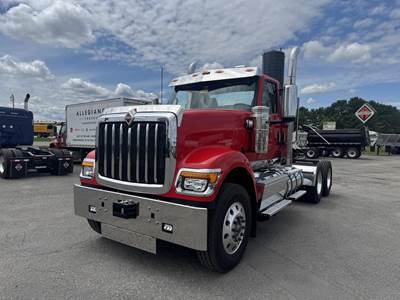 International HX Day Cab Truck - Cummins