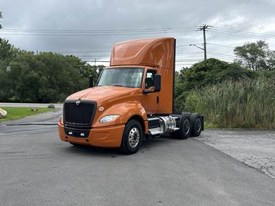International LT Day Cab Truck - 515HP