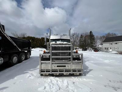 Western Star 4900FA Day Cab Truck - Cummins