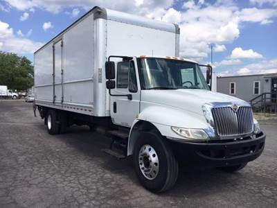 International DuraStar 4300 26 ft Box Truck - 240HP, 6 Speed Allison Rds Automatic, Roll up Door, Liftgate