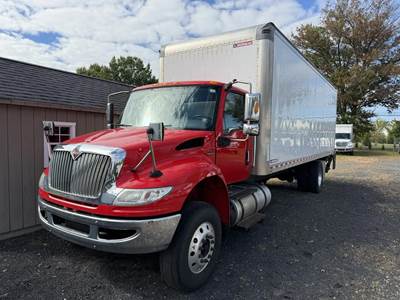 International MV Box Truck - 260HP
