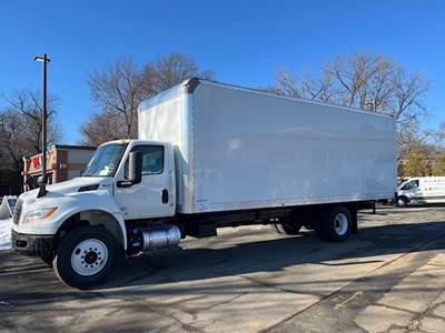 International MV Box Truck - 300HP